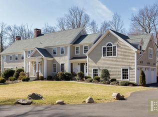 483 Middlesex Rd, Darien, CT 06820