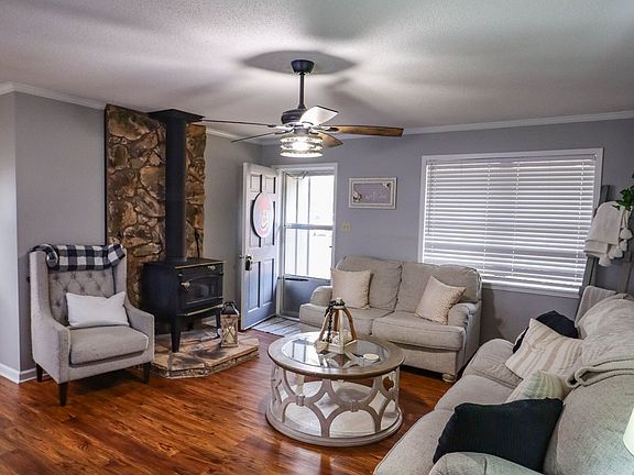 5th image of 130 E Sunset Cir