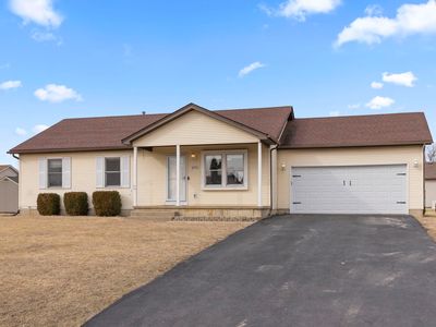 3771 Creekside Dr, Sheridan, IL, 60551