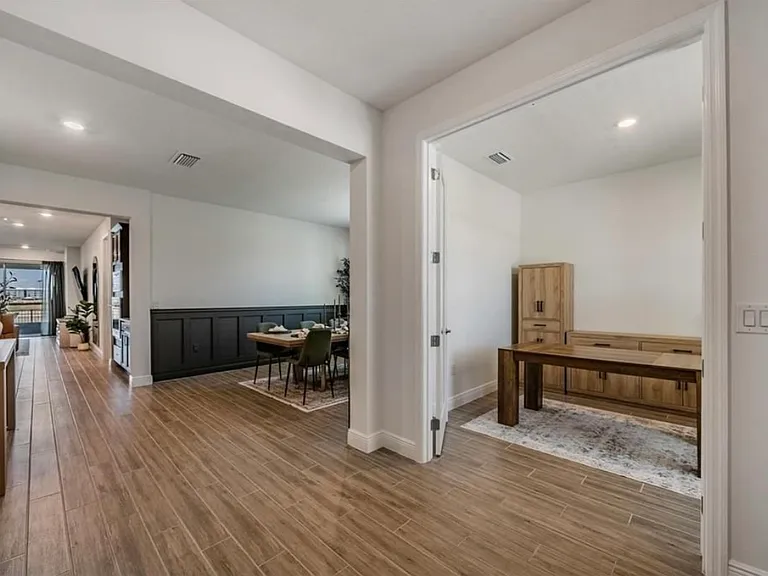 7474 Sea Manatee St — Photo 4