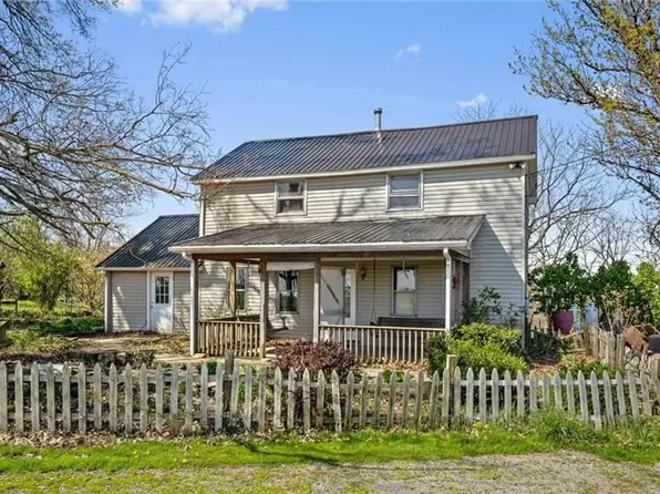 311 Ridge Rd, Avella, PA 15312