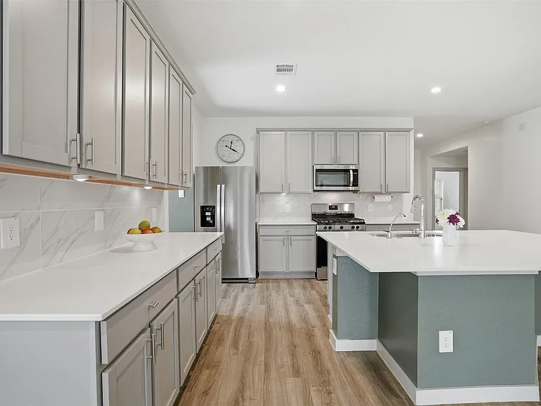 1022 Curly Angora Ct — Photo 7