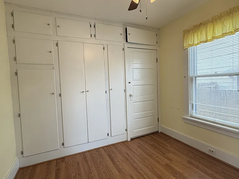3221 Wayne Ave — Photo 10