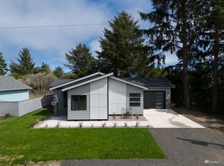 229 S Razor Clam Dr SW, Ocean Shores, WA 98569