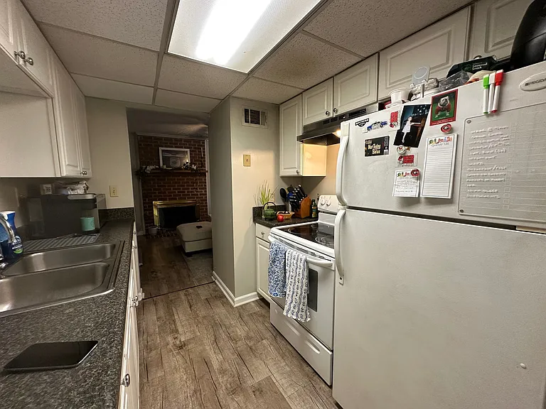 116 Jolly Ln #116 — Photo 8
