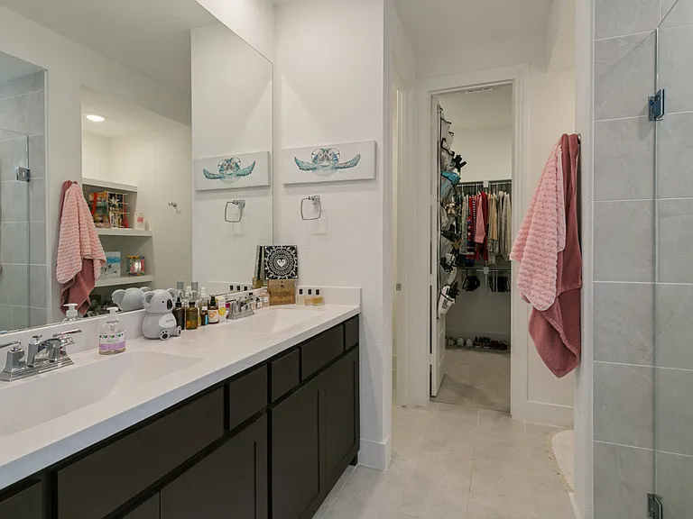 1212 Carnation Dr — Photo 21