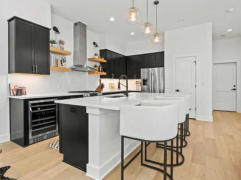 3905 Clawson Rd #4 — Photo 4