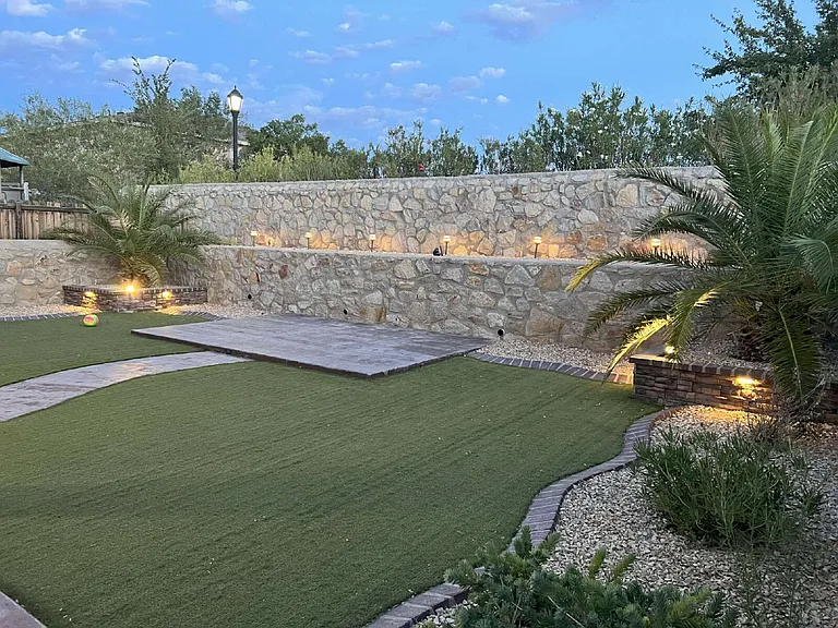 14258 Loma Esmeralda Dr — Photo 16