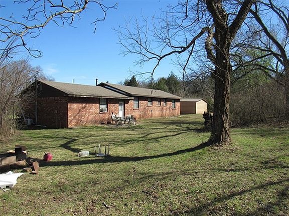 3rd image of 342302 E 1070th Rd