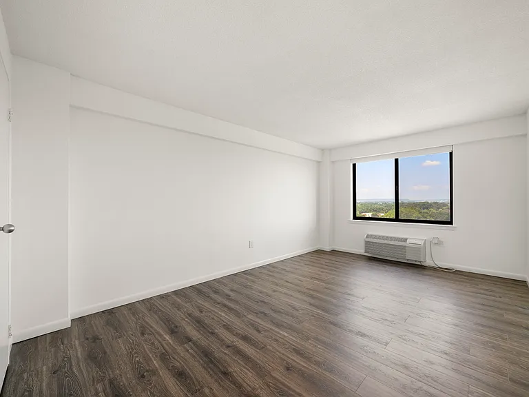 307 Prospect Ave #10G — Photo 6