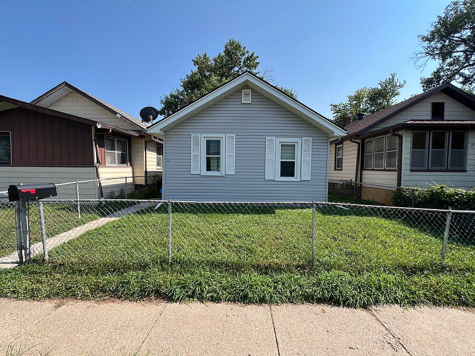 1st image of 2205 5th Ave
