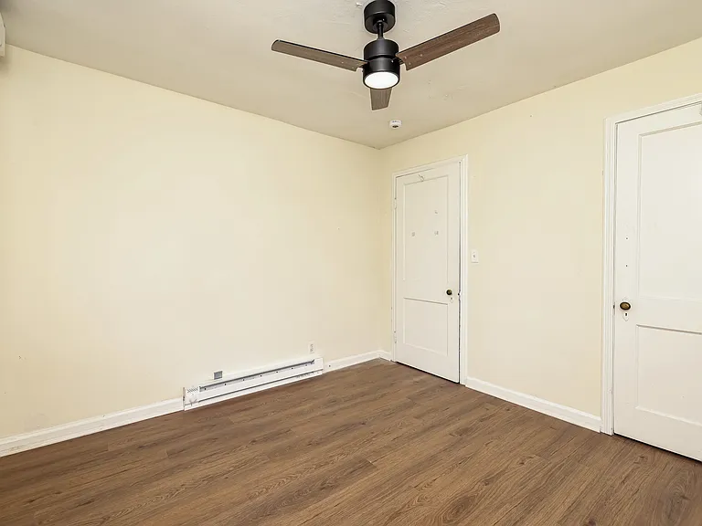 132 Burgess Ave — Photo 11