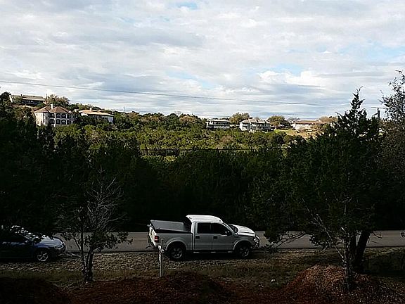 5th image of 4703 Country Club Dr