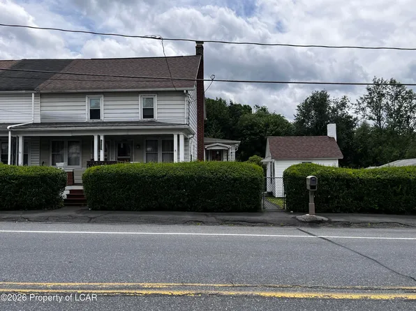 1020 Berwick St, Beaver Meadows, PA 18216