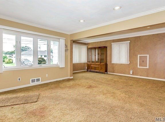 3rd image of 1021 N Broome Ave