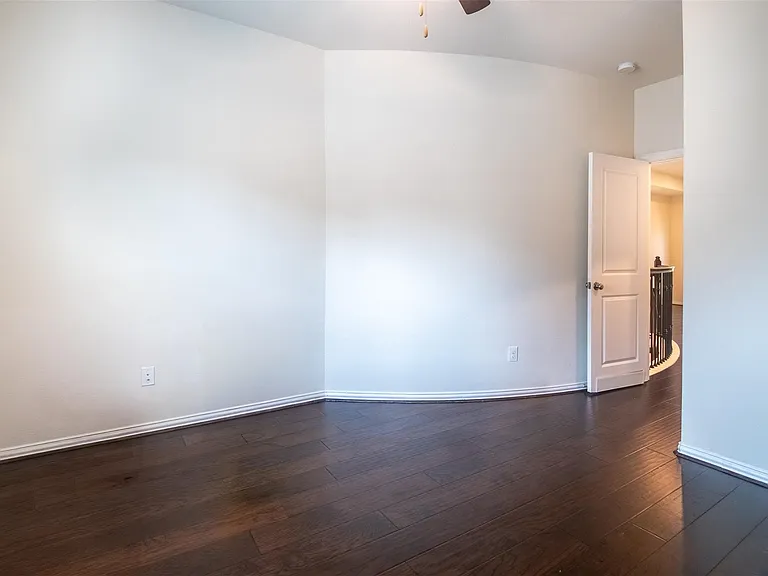 18303 Chester Meadow Ln — Photo 32