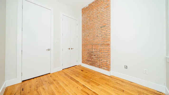 Rented by Nooklyn NYC LLC | media 20