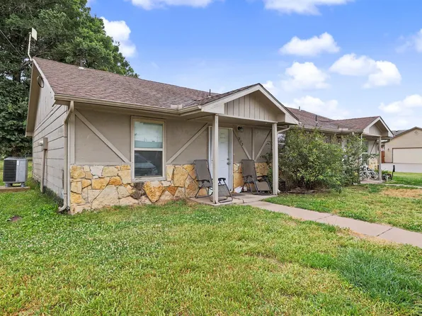 202-204 S Elm St, Douglass, KS 67039