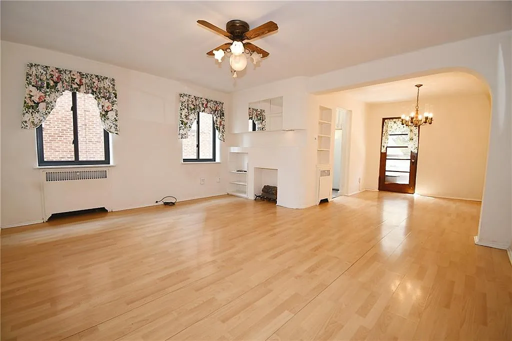 1 bed, 928 sqft, $1,095 — Photo 2