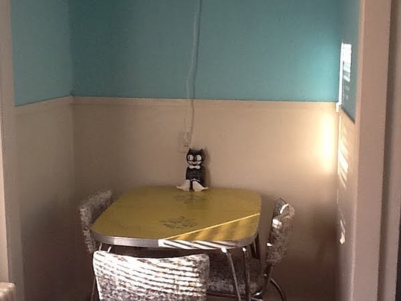 4th image of 203 S 4th Ave APT C