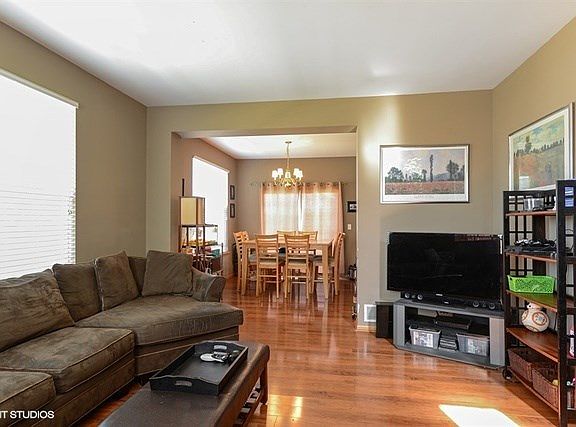 2nd image of 1548 Grand Dr #217-1