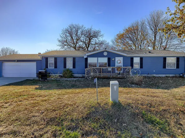 56722 221st St, Glenwood, IA 51534