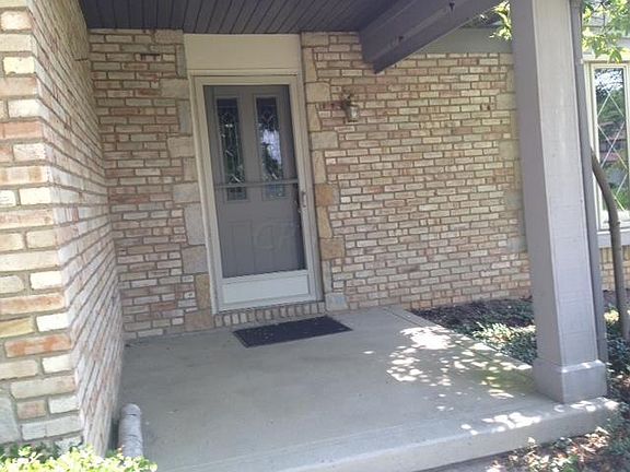 4th image of 11664 Canterbury Ave