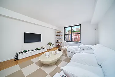 Rented by Living New York