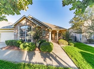 8618 Quicksilver Dr, Dallas, TX 75249