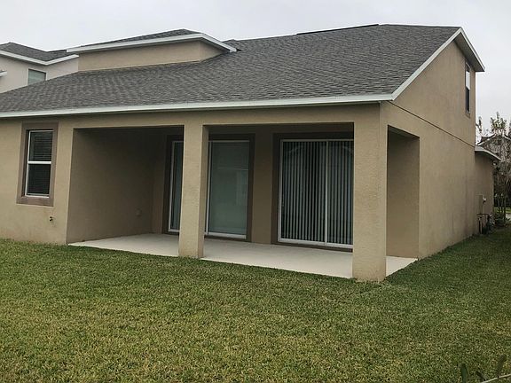 4th image of 15054 Evergreen Oak Loop
