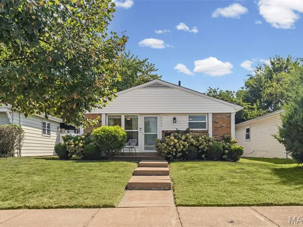 2604 Hereford St, Saint Louis, MO 63139
