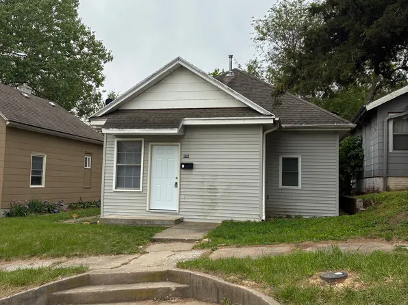 606 Hamburg Ave, Saint Joseph, MO 64505