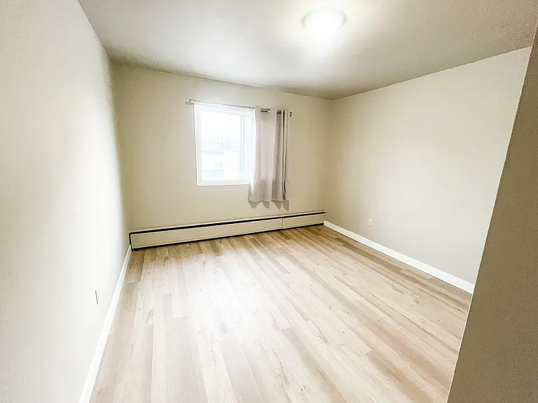 2121 Smith St — Photo 18