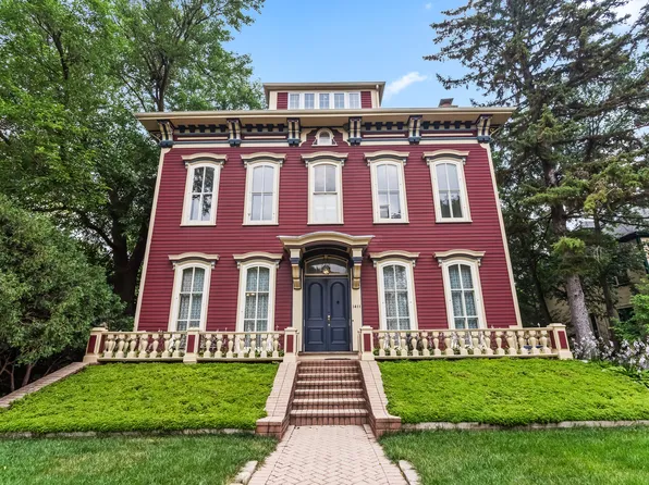 1411 Maple Ave, Evanston, IL 60201