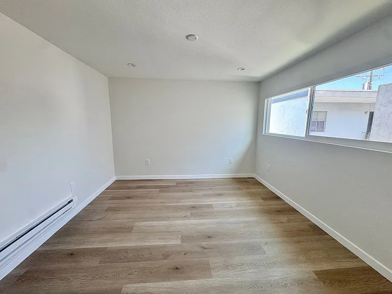 1302 Amethyst St #A — Photo 5