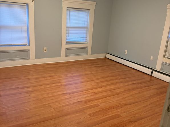 119 Elmwood Ave FLOOR 3