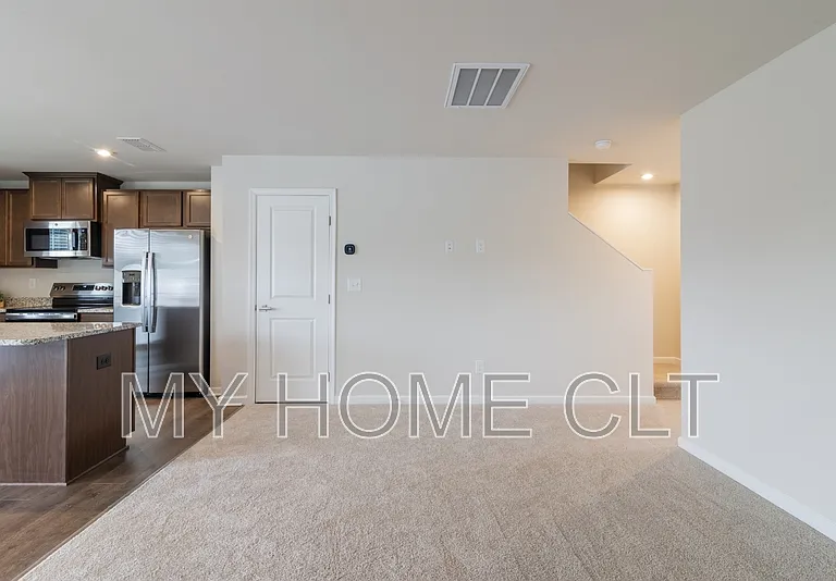 6067 Bridle Creek Dr #1 — Photo 5