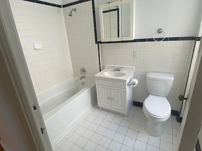 1631 Park Ave — Photo 21
