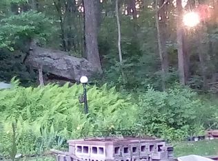 86 Swan Ave, Worcester, MA 01602