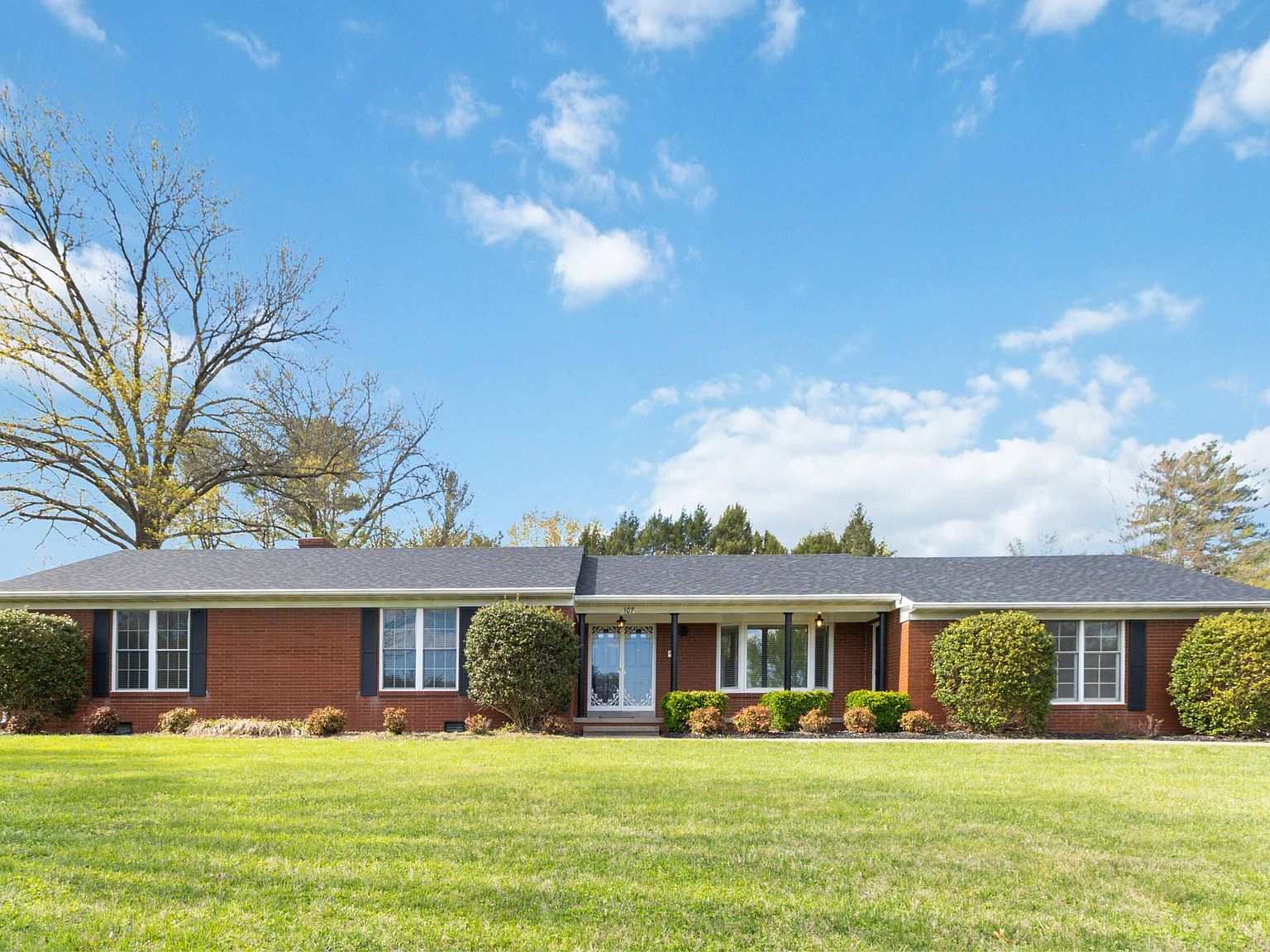 107 Green Hill Park Dr, Somerset, KY 42501 | MLS #25007582 | Zillow