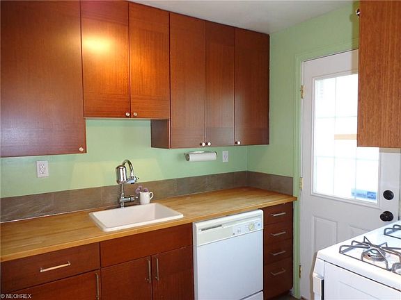 2nd image of 14100 Gramatan Ave