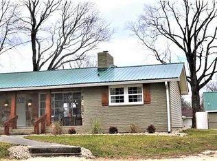 24 N Overton Ave, Monteagle, TN 37356