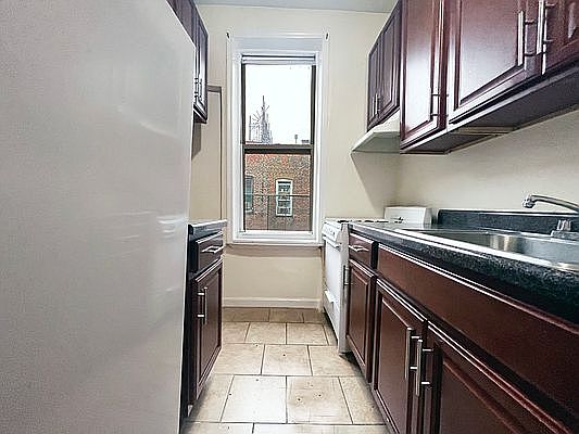 4th image of 508 W 172nd St APT 17