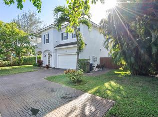 2119 NE 7th Ave, Fort Lauderdale, FL 33305