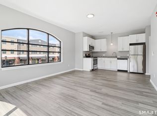10 Steele Blvd #201, Berlin, CT 06037