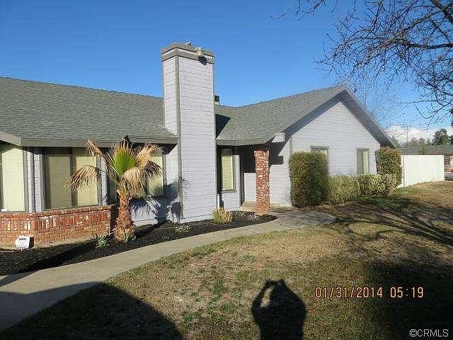 2nd image of 36223 Sparta Ave