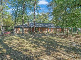 675 Greenbriar Trl, Holly Lake Ranch, TX 75765