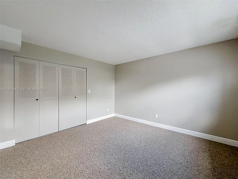 6211 SW 37th St #108 — Photo 20