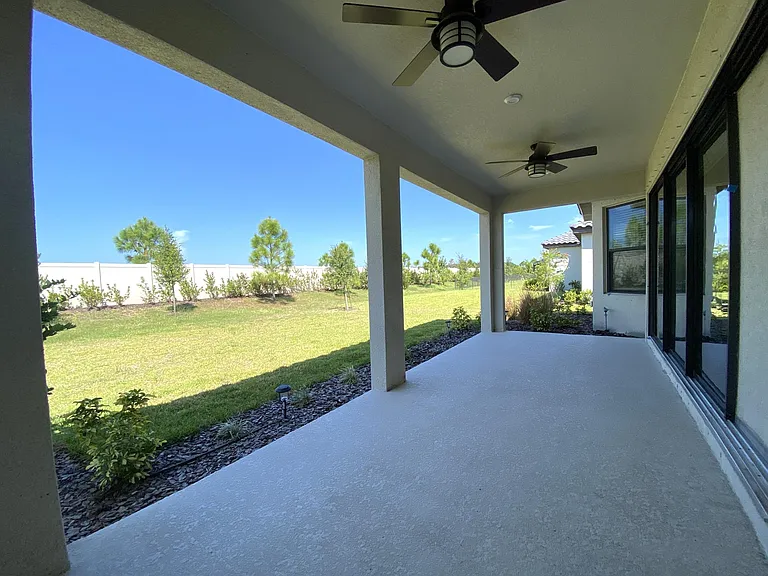 4520 Crestpoint Way — Photo 34