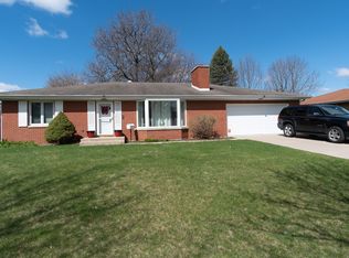 716 Hemlock Ln, Rockford, IL 61107